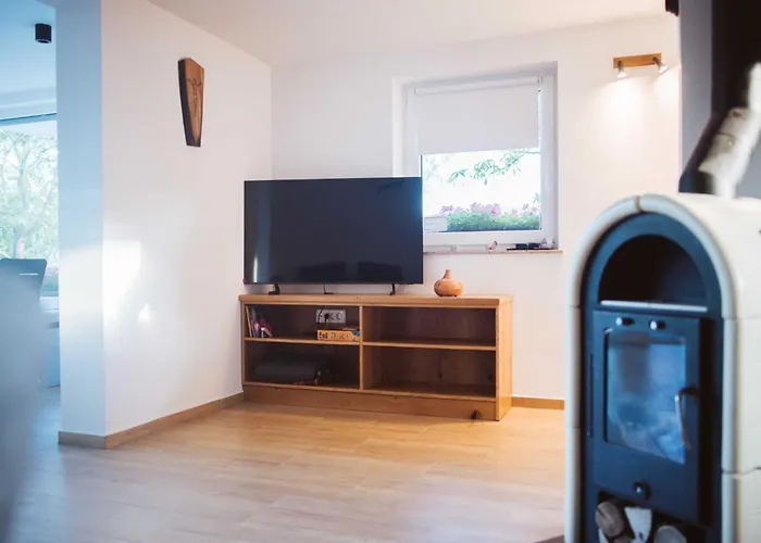 Cozy With Fireplace And Scenic Hills In - Two Bedroom Bistrica ob Sotli