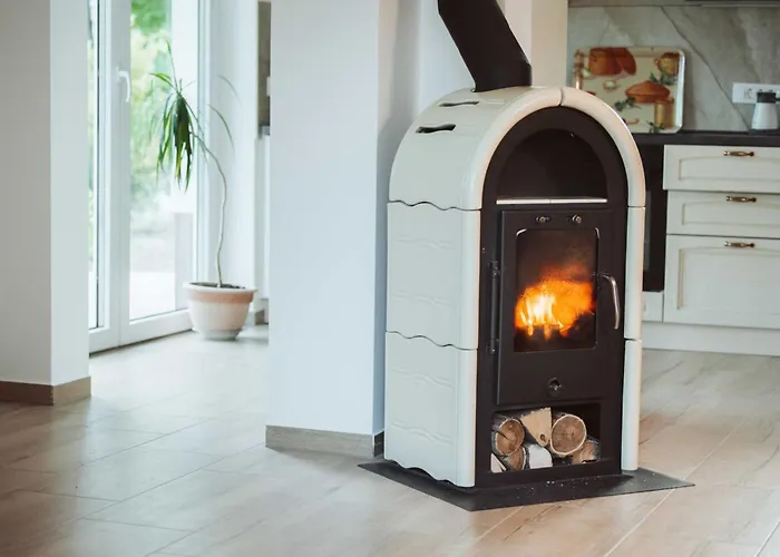 Cozy With Fireplace And Scenic Hills In - Two Bedroom بيت للعطل