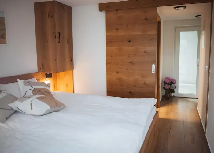 بيت للعطل Cozy With Fireplace And Scenic Hills In - Two Bedroom Bistrica ob Sotli