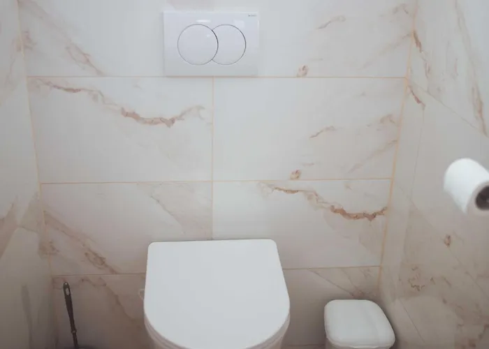 بيت للعطل Cozy With Fireplace And Scenic Hills In - Two Bedroom