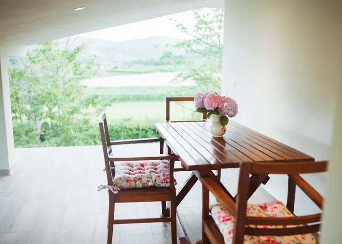 بيت للعطل Cozy With Fireplace And Scenic Hills In - Two Bedroom Bistrica ob Sotli